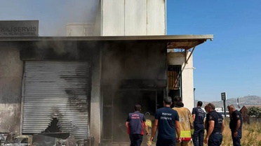 Hatay'da Beyaz Eşya Deposu Yangını