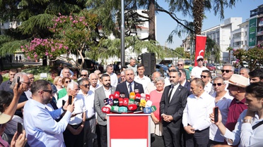 Bursa'da CHP'li Başkanlar Yeni Parti'ye Katıldı