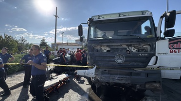 Erzincan'da Feci Kaza: 2 Ağır Yaralı