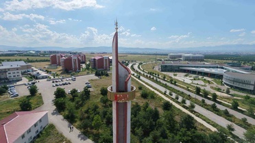 Üniversite kampüsündeki camide ilginç detay: Ziyaretçilerini hayran bıraktırıyor