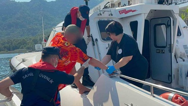 Fethiye'de Gezi Teknesinde Rahatsızlanan Vatandaşa Yardım