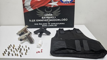 Bayraklı'da Uyuşturucu ve Silah Ele Geçirildi