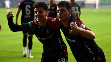 Karşıyaka, Berat'ı Süper Lig'e Gönderiyor
