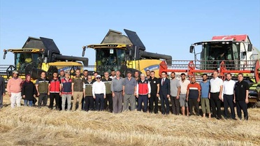 Vali Akın Gözlü Tarım İşletmesi'nde