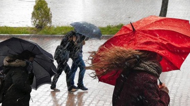 Meteoroloji tarih vererek uyardı: Bu illerde yaşayanlar dikkat! Saatte 60 kilometreyi bulacak