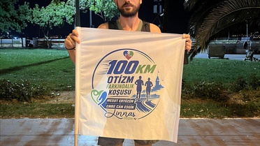 İstanbul'da Otizm İçin 100 Kilometre Koşu