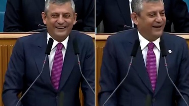 Özgür Özel'in ilk grup toplantısına damga vuran an! Kendisi de gülmeden edemedi