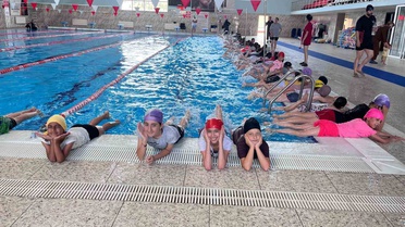 Çocuklara Yüzme Etkinliği Düzenlendi