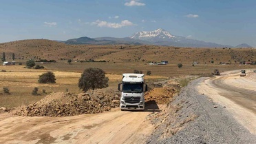 Tomarza Kavşağı Projesi'nde Çalışmalar Devam Ediyor