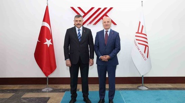 Bakan Çiftçi YÖK Başkanı Özvar'ı Ziyaret Etti