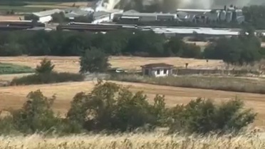 Mudanya'da Tavuk Çiftliğinde Yangın Kontrol Altına Alındı