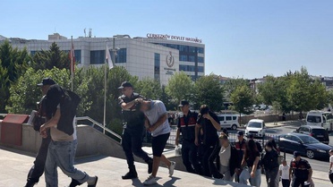 Bomba yasak aşk iddiası! Ormana götürüp kadın kıyafeti giydirerek...