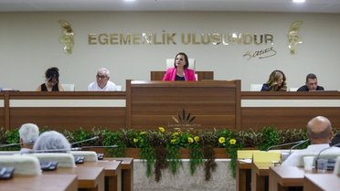 Karabağlar Meclisi'nde Atık, Cemevi ve Afet Gündemi