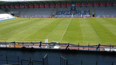 Kazım Karabekir Stadyumu tam kapasiteye döndü