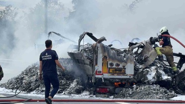 Koca TIR küle döndü: Geriye sadece bu görüntüler kaldı