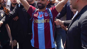 Salah Trabzonspor için İstanbul'a geldi