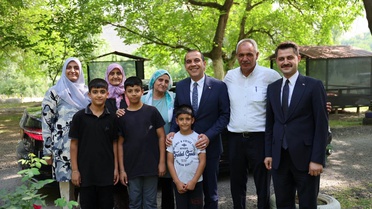 Vali Taşolar Tuzluca'da Vatandaşlarla Buluştu
