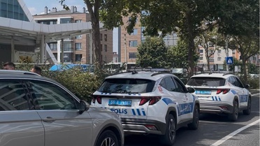 Çorlu'da Polis Aracına Çarpan Otomobil Kaza Yaptı