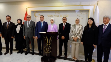 Bakan Göktaş Van'da Çeşitli Temaslar Gerçekleştirdi