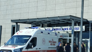 Cide'de Traktör Devrildi: Sürücü Ağır Yaralandı