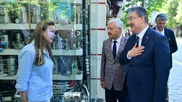 Vali Yılmaz Esnafı Ziyaret Etti