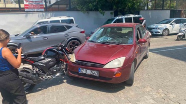 Manavgat'ta Trafik Kazası: Sınıf Arkadaşları Çarpıştı