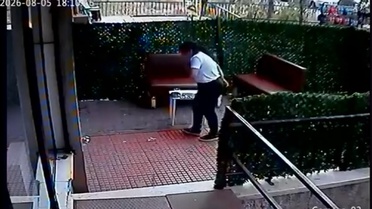 Nefes borusuna cisim kaçtı! Hemlich manevrasıyla kurtarıldı