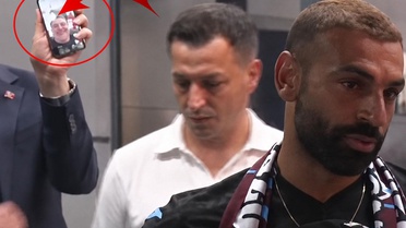 Salah karşılamasına damga vuran görüntü! Görüşmedeki isim bomba