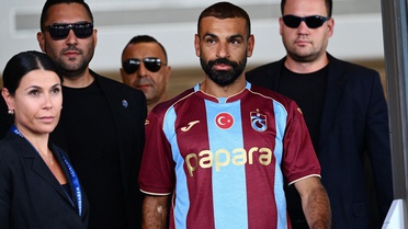 Salah'tan taraftarı mest eden hareket! İmza atmadan önce...