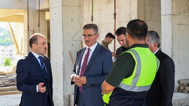 Vali Baruş Oltu'daki Projeleri İnceledi