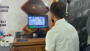 Halı Pazarlığında Halaylı İletişim