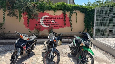 Altıeylül'de Motosiklet Hırsızları Tutuklandı