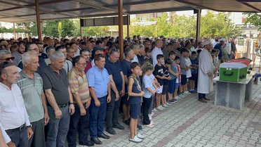 Çanakkale'de İlaçlama Faciası: 9 Yaşındaki Yusuf Talha Toprağa Verildi