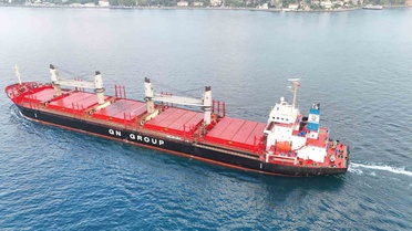 Hasarlı gemi Lady Zehma İstanbul Boğazı’ndan Geçti