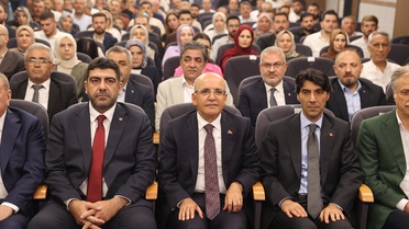 Bakan Şimşek Mardin'de Ziyaretlerde Bulundu