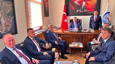 Bakan Çiftçi Türkeli'de Ziyaretlerde Bulundu