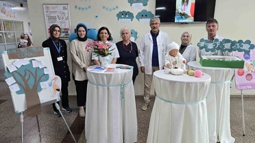 Anne Sütü Farkındalığı İçin Stand Kuruldu