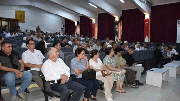 Salihli'de Muhtarlar Toplantısı Yapıldı