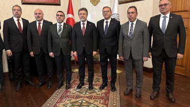 Bakan Yumaklı Kars'ta Ziyaretlerde Bulundu