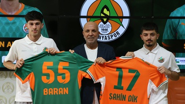 Alanyaspor, İki Genç Yıldızla Kadrosunu Güçlendirdi