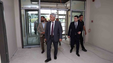 Vali Makas, Gölyaka Ortaokulu İnşaatını İnceledi