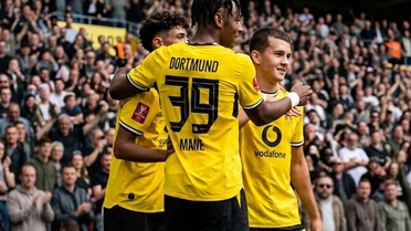 5 gollü muhteşem maçta yeni sezonun ilk kupası Borussia Dortmund'un