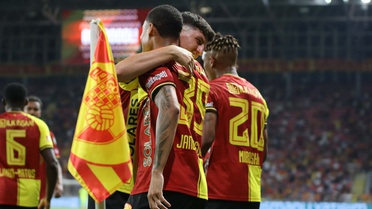 Göztepe, Trabzonspor'u Jübilede Yendi