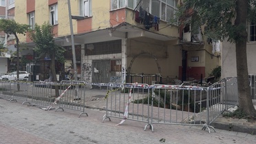 Güngören'de Balkon Çöktü