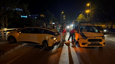 Karabük'te İki Kazada 10 Yaralı