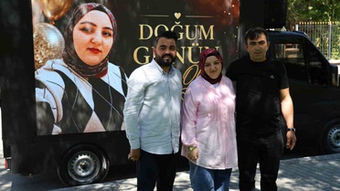 Esra'nın 17. Doğum Günü Sürprizi
