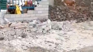 Çınar'da Şiddetli Rüzgar Ahırı Yıktı