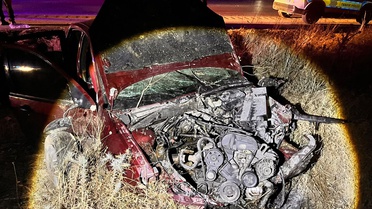 Kontrolden çıkan otomobil yol kenarına savruldu: 2’si ağır, 3 yaralı