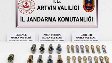 Sarp Sınır Kapısı'nda 56 Milyonluk Kaçak Saatler Ele Geçirildi