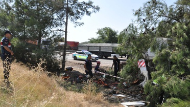 Manisa'da Otobüs-Kamyon Kazası: 1 Ölü, 7 Yaralı